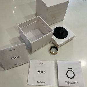 Oura Gen 2 Heritage Gold Size 9